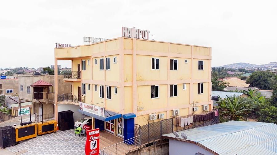 Aerial view of the Hairpot Salon building and forecourt